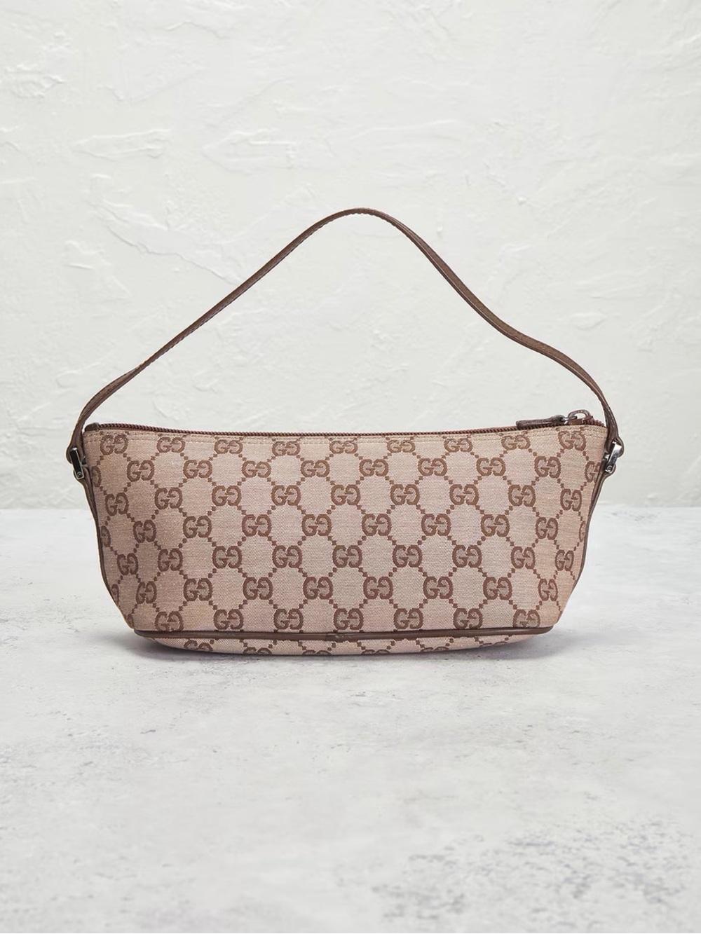 Gucci GG Canvas Boat Bag / Vintage / Pochette / Silver Hardware - Picture 3 of 5